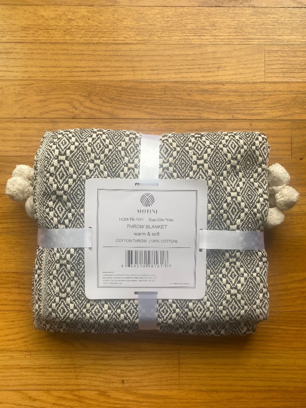 Motini Tasseled Cotton Throw Blanket 50” X 60” NEW
